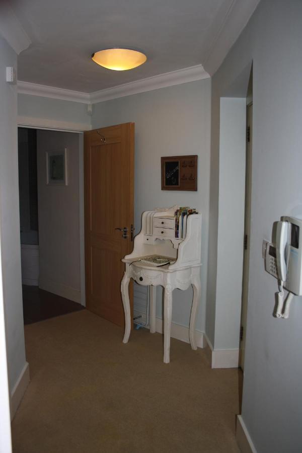 Canterbury Elms Court Appartamento Camera foto